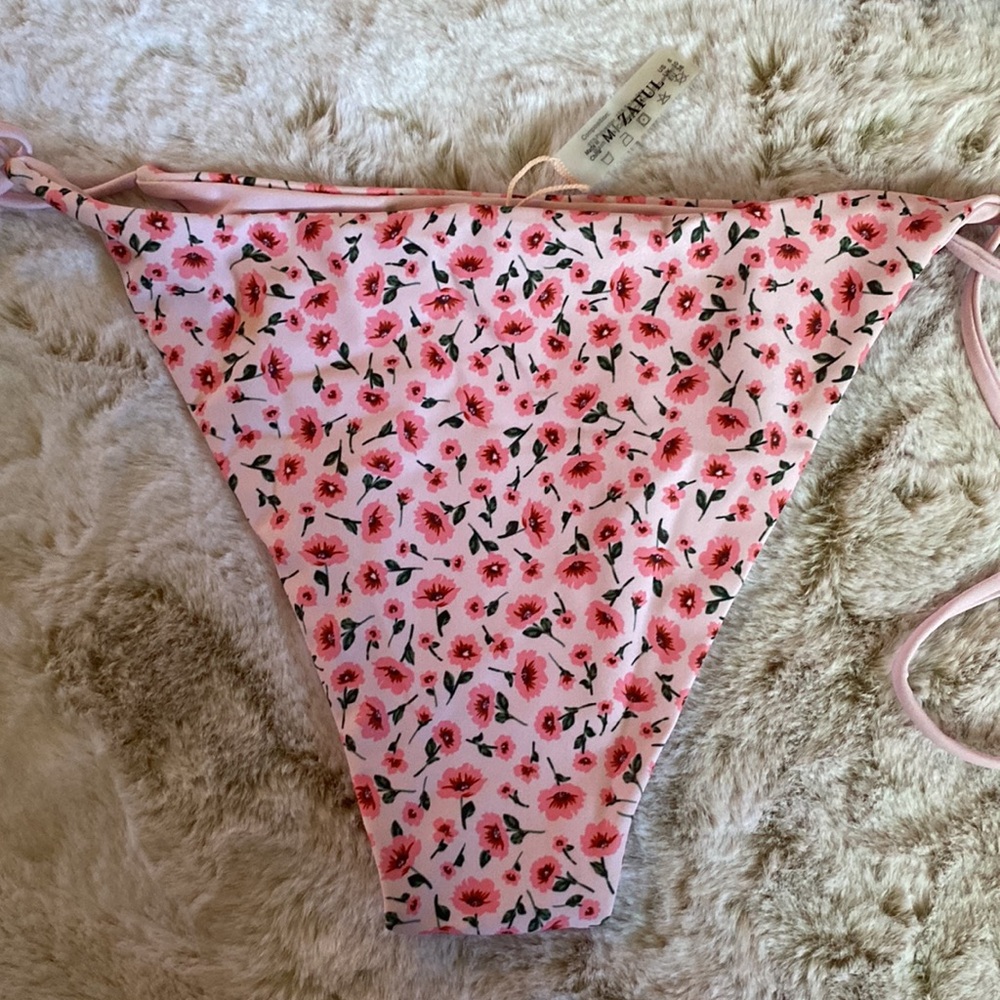 NWT Zaful Blush Floral Bikini Set Sz 6 - Picture 4 of 6
